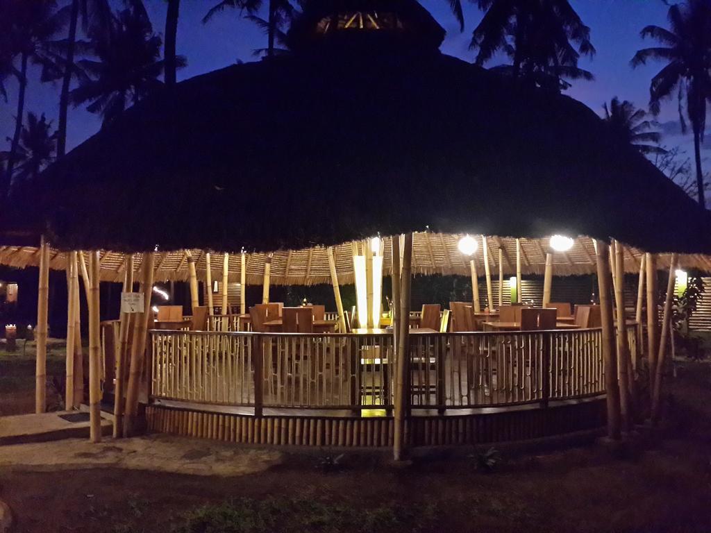 Oasi Bungalows Hotel Gili Air Esterno foto