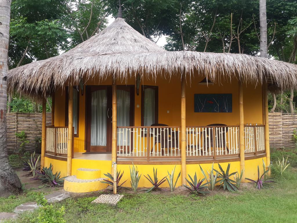 Oasi Bungalows Hotel Gili Air Esterno foto
