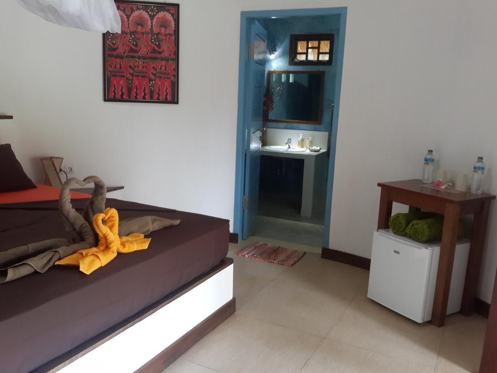Oasi Bungalows Hotel Gili Air Esterno foto