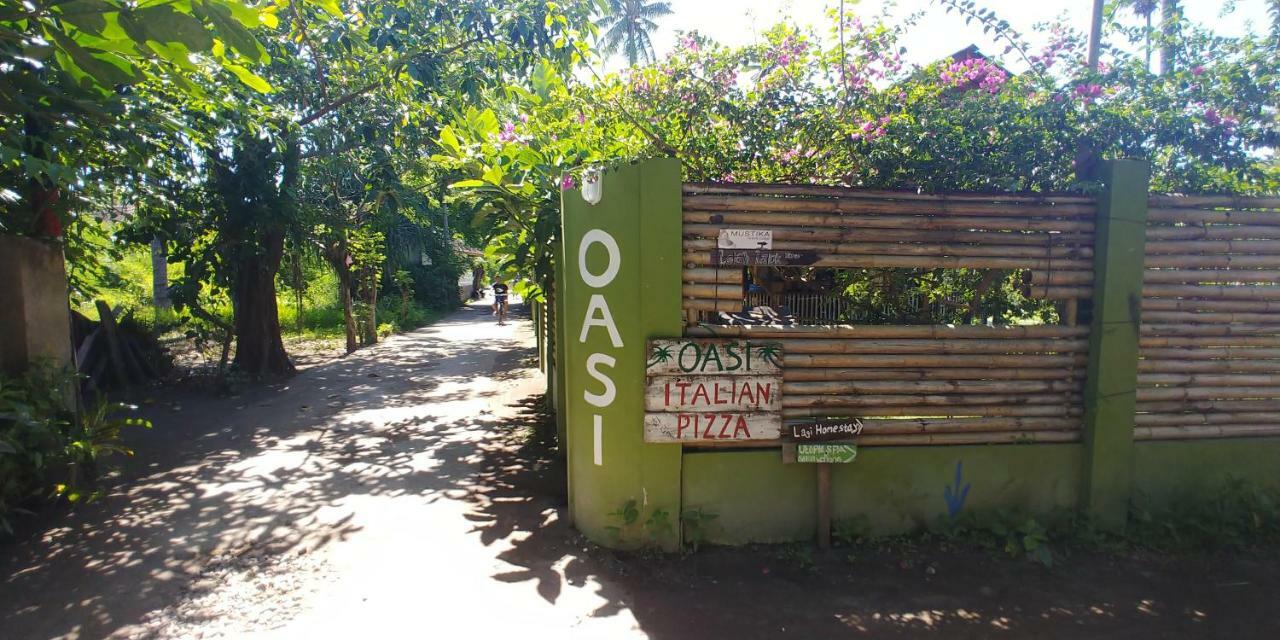 Oasi Bungalows Hotel Gili Air Esterno foto