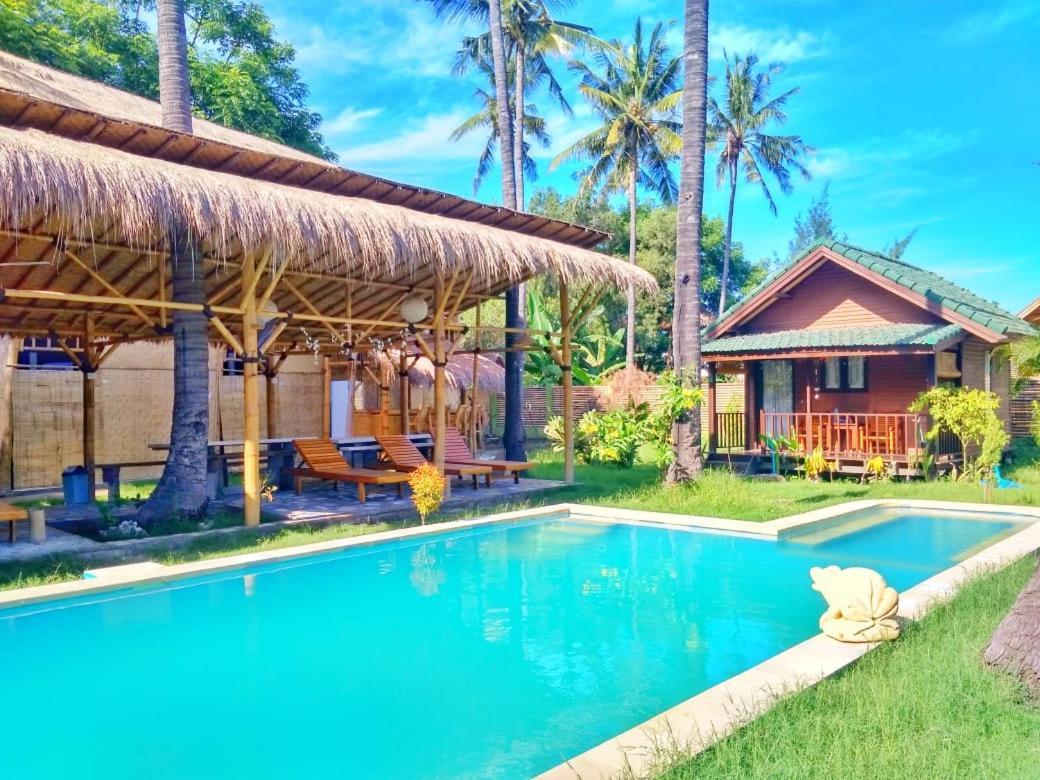 Oasi Bungalows Hotel Gili Air Esterno foto