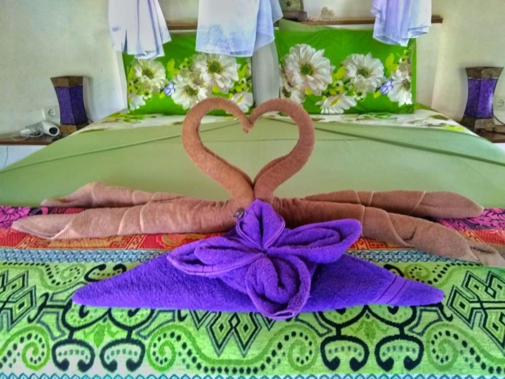 Oasi Bungalows Hotel Gili Air Esterno foto
